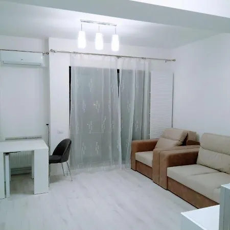Far-primavera Apartment