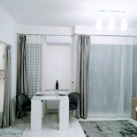 Far-primavera Apartment Constanta
